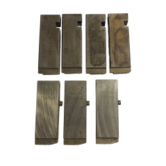 Thread cutting knives